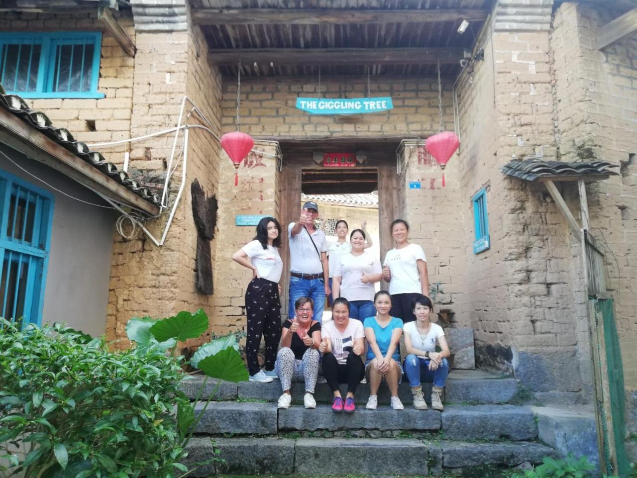 The Giggling Tree Hotel Yangshuo Exterior foto